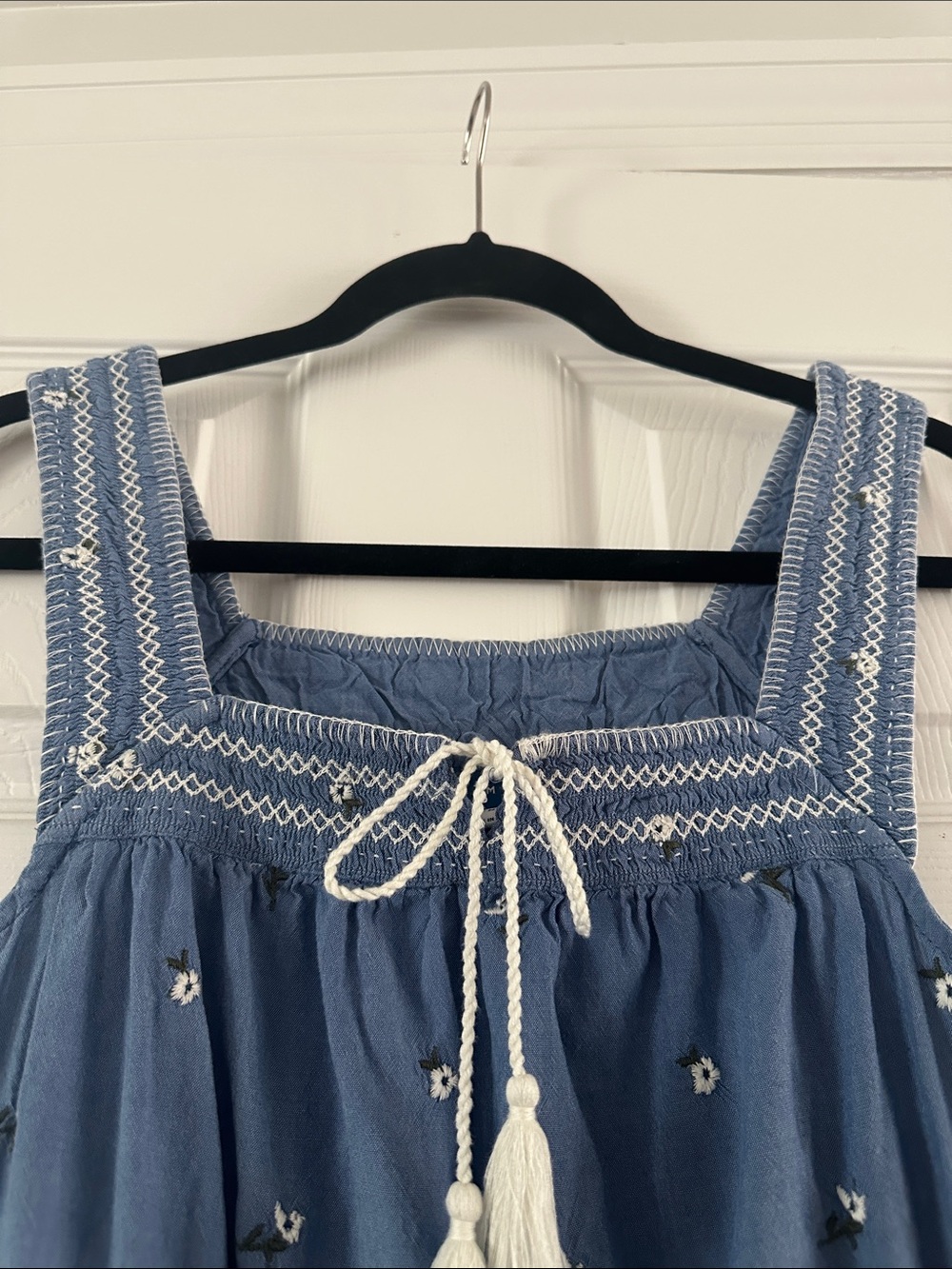 Old Navy Blue Floral Embroidered Maxi Dress Smocked Waist - Picture 2 of 10